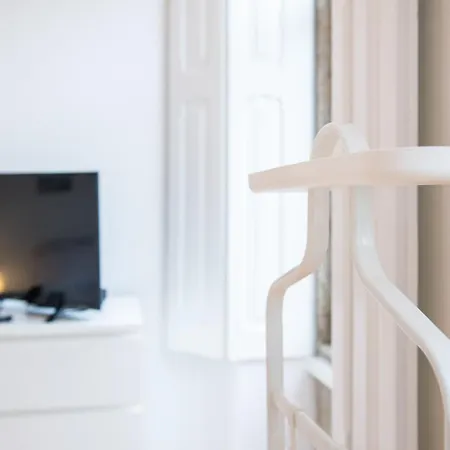 Guestready - Quaint Comfort Near Clerigos Tower * Oporto